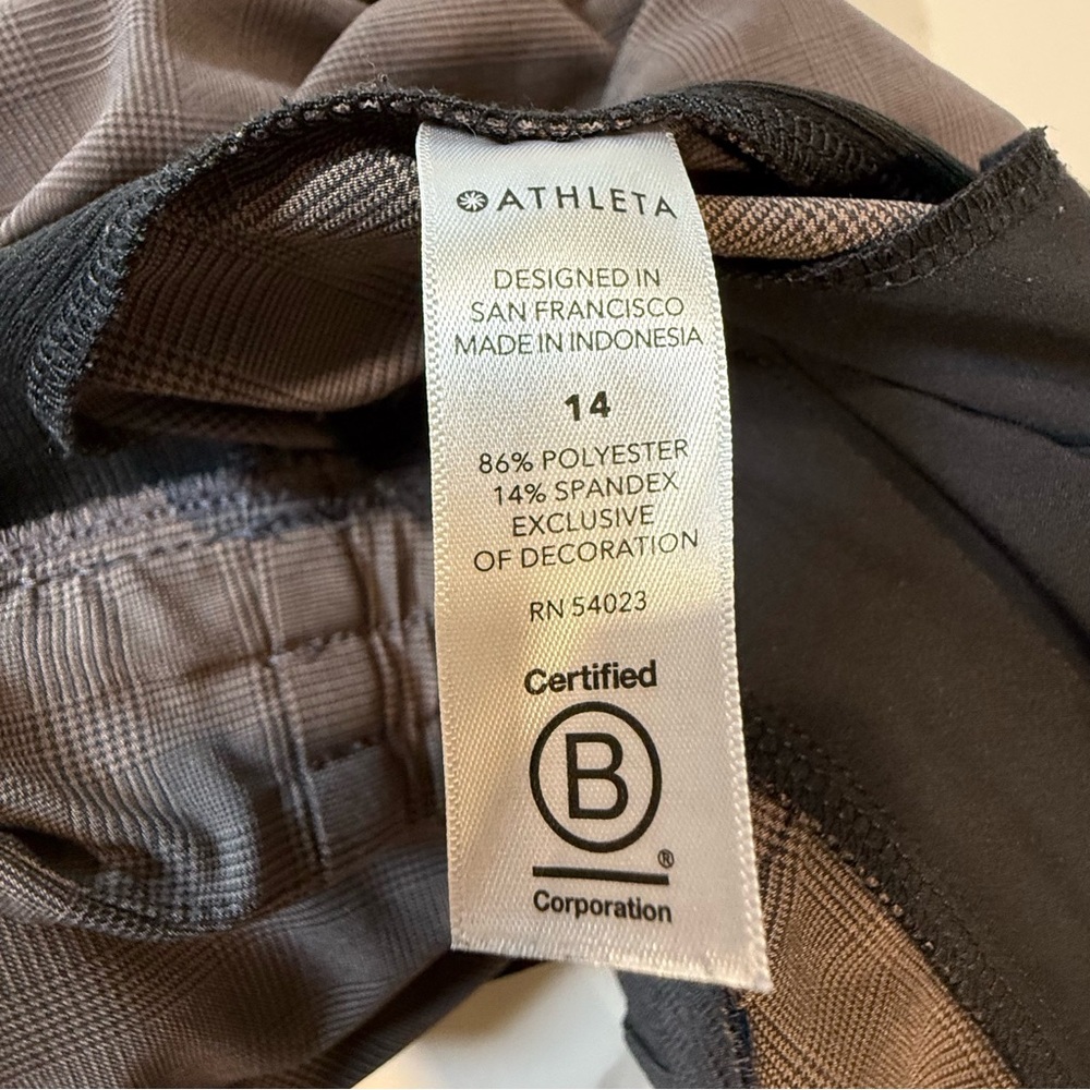 Athleta Women's Brooklyn Ankle
Pant , brown plaid /black Size 14 career - Picture 8 of 16